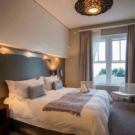 94 On Rodger Hotel Mossel Bay Bagian luar foto